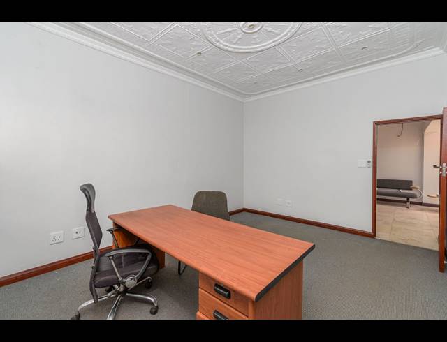438M² BUSINESS TO LET IN NORWOOD